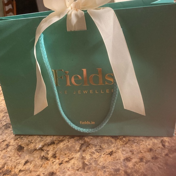 Necklace Gold crucifix - Picture 8 of 9